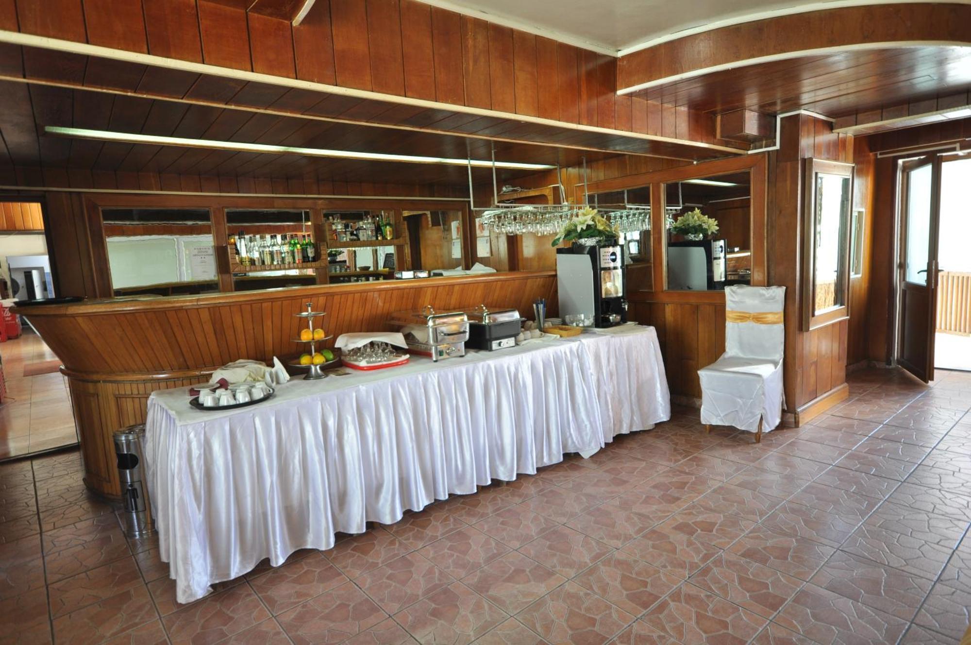Hotel Dobrogea Constanţa Restaurant foto
